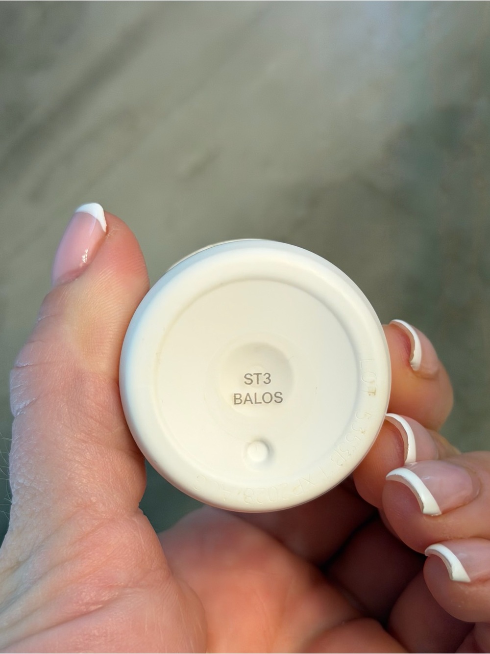 ILIA Super Serum Skin Tint SPF 40 - ST3 Balos - Picture 3 of 6